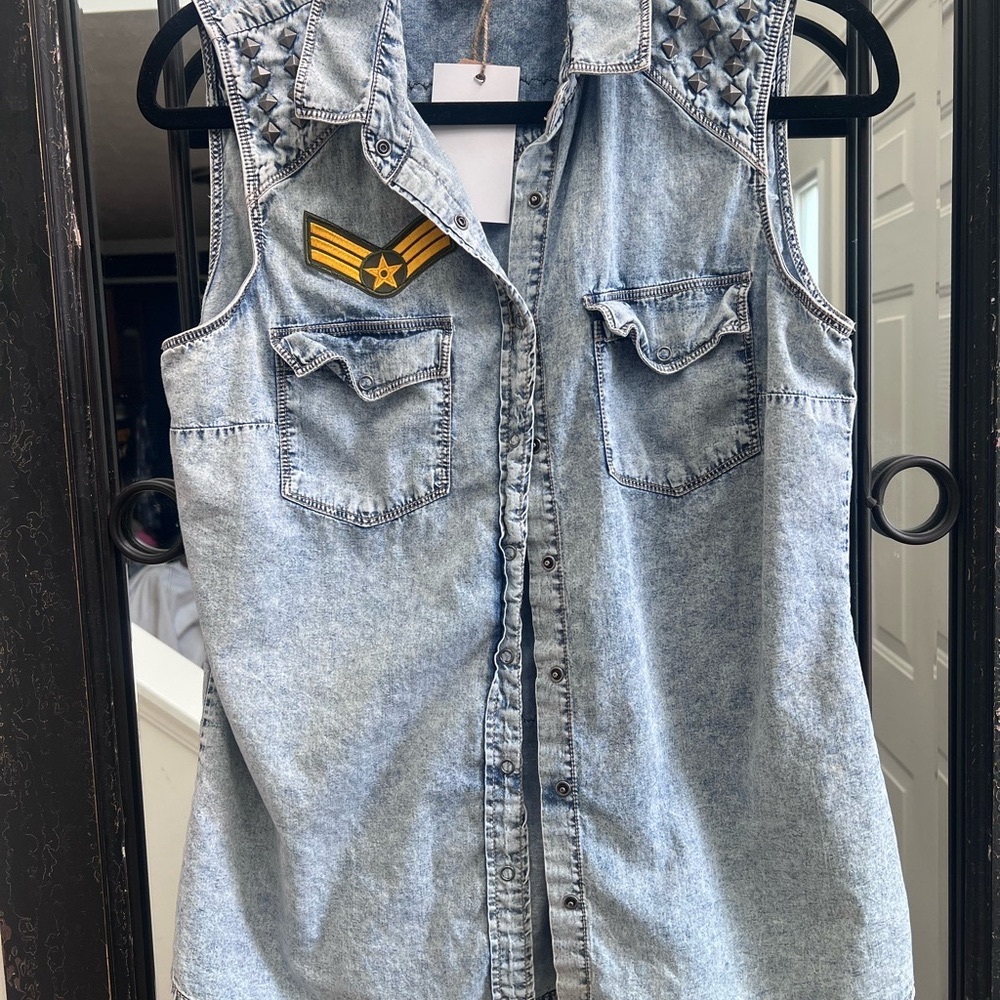 Edgy Sleeveless Denim Top with Studs